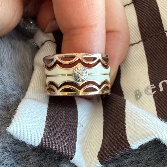 Henri Bendel rose gold 3 piece stack ring size 7 - Picture 5 of 7